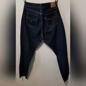 Levi's Cropped Stretch Skinny Jean's Women's